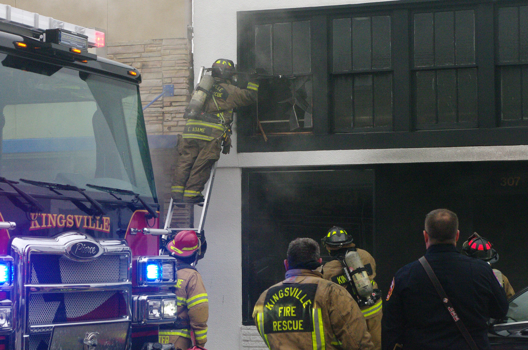 Tanning Bar Fire